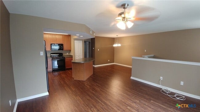 Photo - 112 Rush Haven