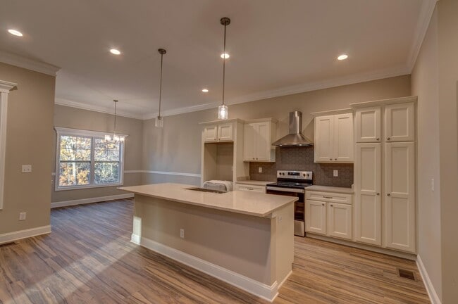 Photo - 100 Hickory Grv Ct