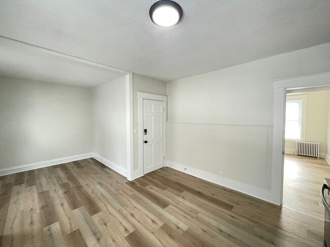 Photo - 71 6th St Unit B