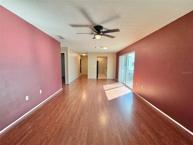 Photo - 1550 11th St NE Unit D7