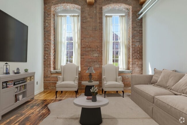 Building Photo - 1350 Rosa L Parks Blvd Rental