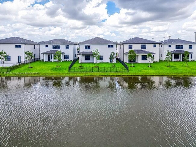 Building Photo - 4276 SW 173rd Ave