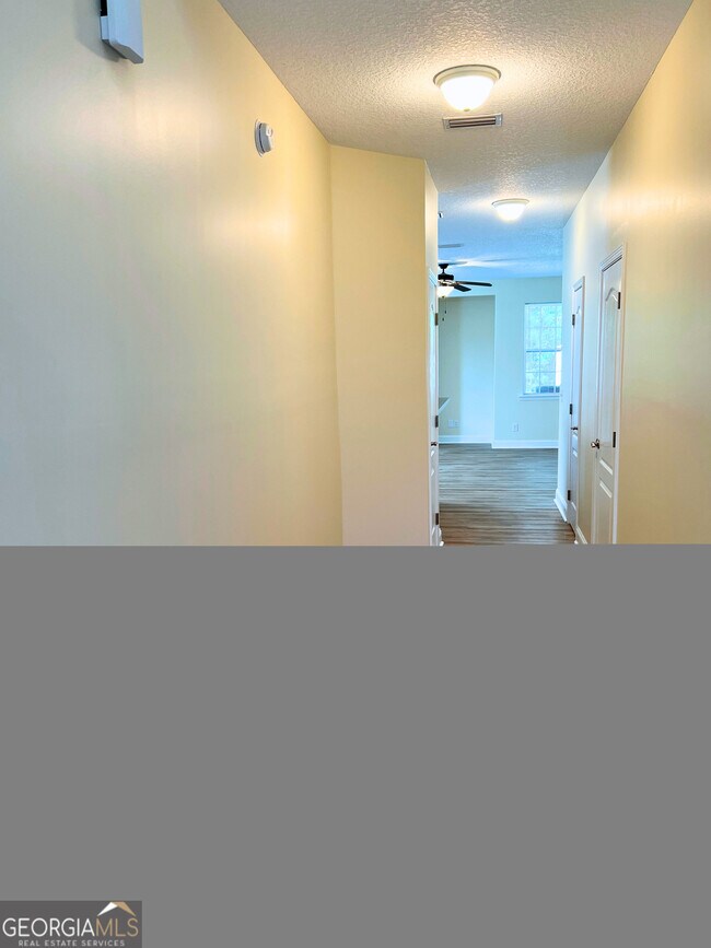 Photo - 822 Davis Ave