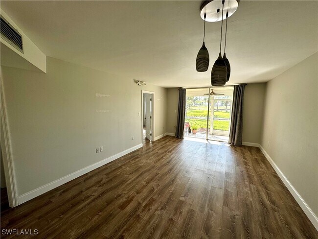 Photo - 400 Forest Lakes Blvd Unidad 111