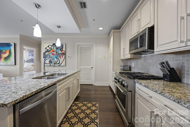 222 S Caldwell St Unit 1601