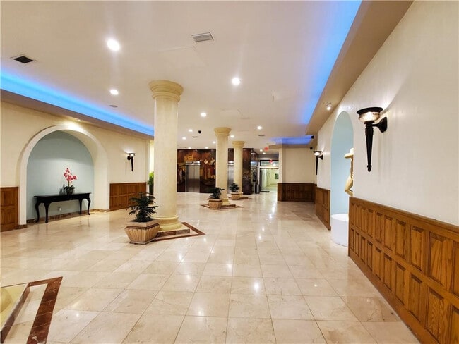 Photo - 3725 S Ocean Dr Unit 727