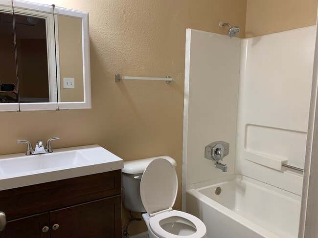 Photo - 3753 Candlebluff Dr