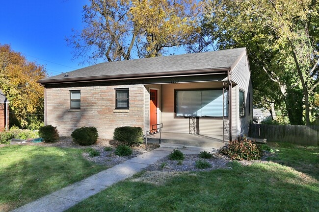 Building Photo - 1025 N 50th Ave Rental