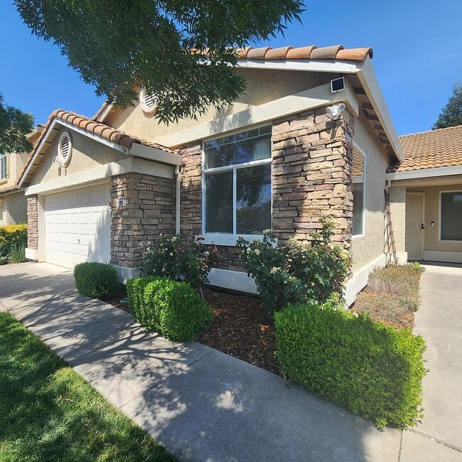 Photo - 9919 Tarzo Way