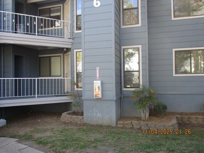 Building Photo - 2700 S White Mountain Rd Unit 604