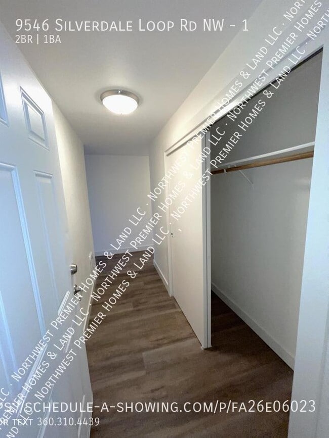 Photo - 9546 Silverdale Loop Rd NW Unit 1