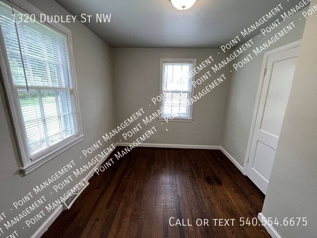 Photo - 1320 Dudley St NW