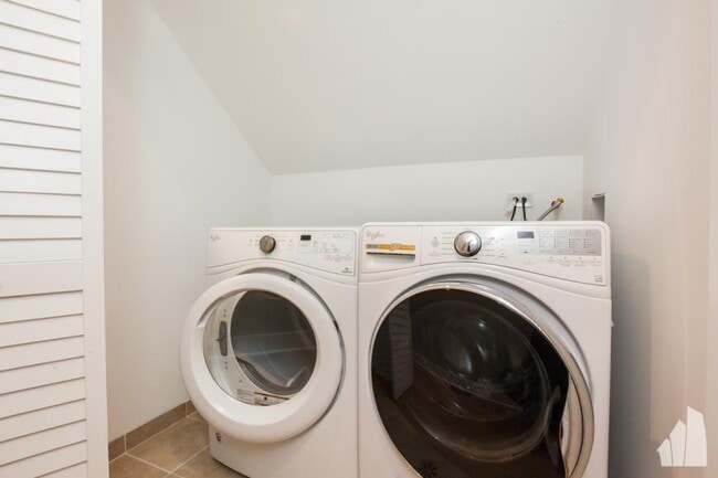 Photo - 3 bedroom in Chicago IL 60642 Unit 3W