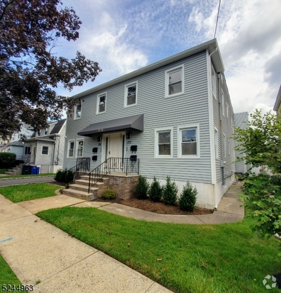 Building Photo - 77 Mill St Rental