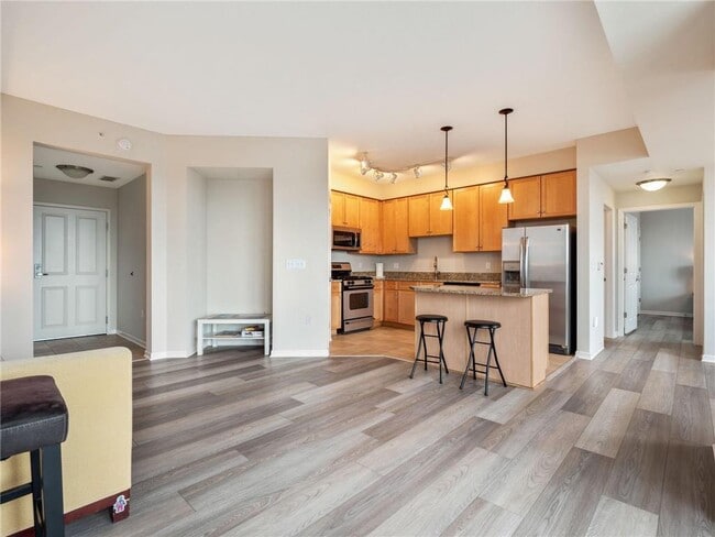 Photo - 500 E Grant St Unit 806