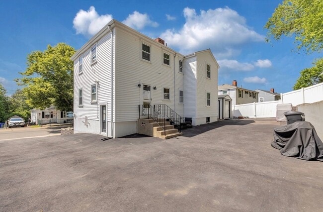 Photo - 30 Bateman St Unit 30 Bateman Street #2