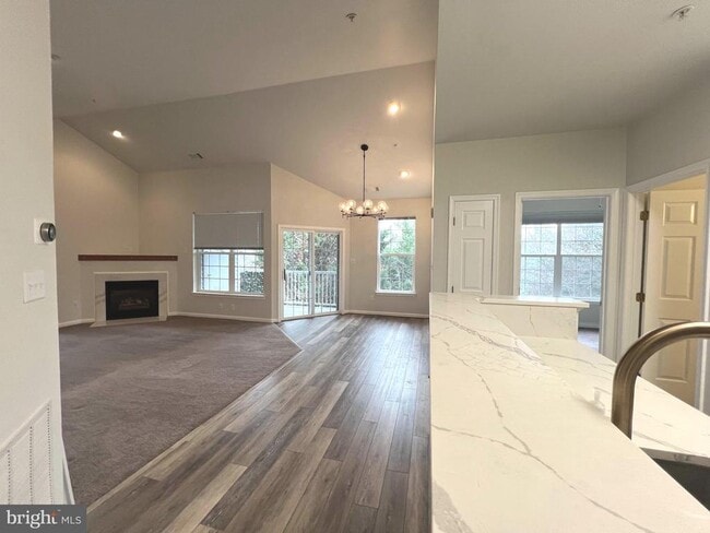 Photo - 5000 Hollington Dr Unit 305