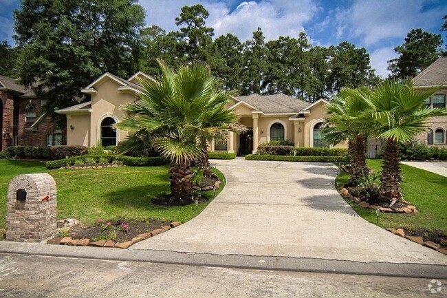 Building Photo - Beautiful Mediterranean Home In Gated Comm...
