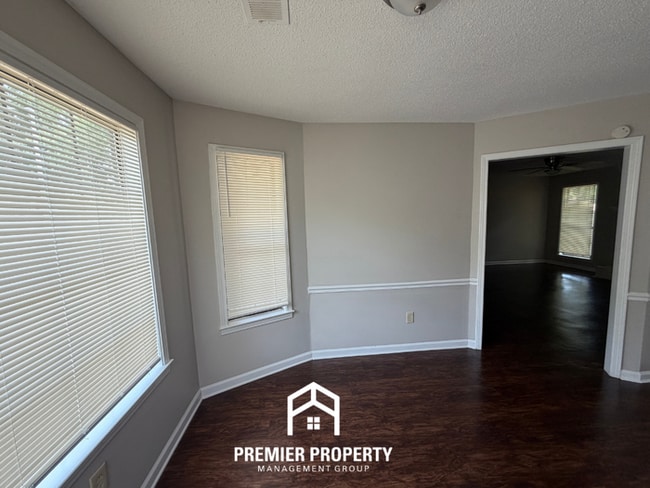 Photo - Charming 3BR/2BA Bartlett Area Home | Brick Fireplace & Bay Window