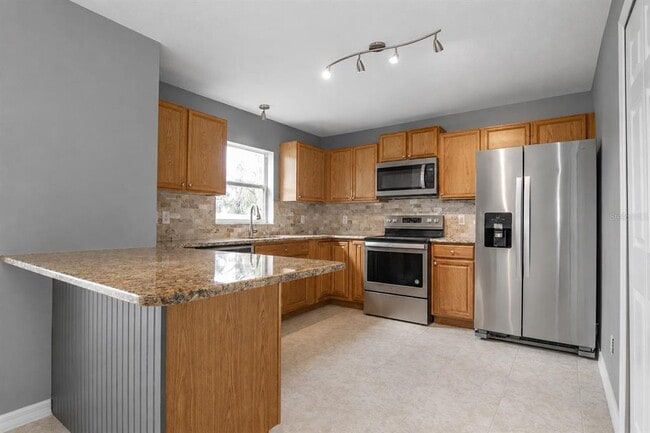 Photo - 402 Bridgewater Ct
