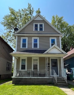 Photo - 136 Heath St