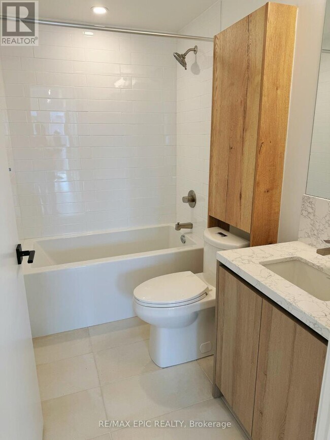 Photo - 319 Jarvis St Unit 905