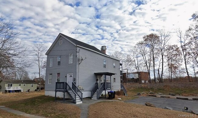 Building Photo - 11 Fallkill Ave
