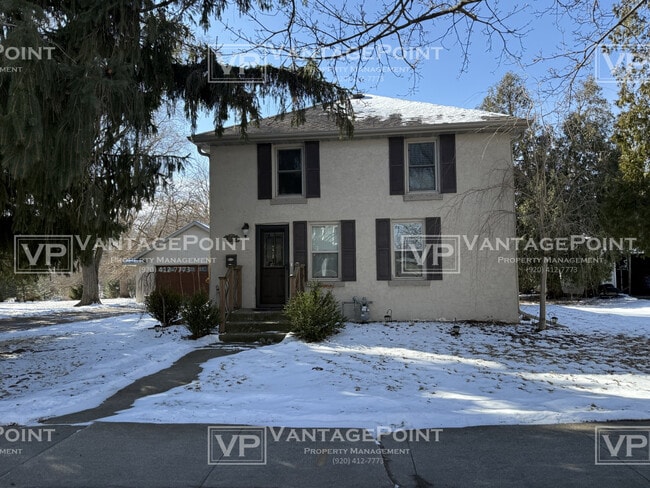 Building Photo - 1429 Dousman St