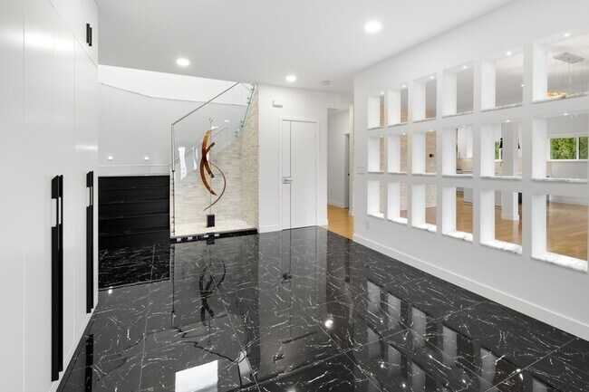 Photo - 6402 106th Ave NE