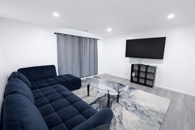 Photo - 1464 41st Ave