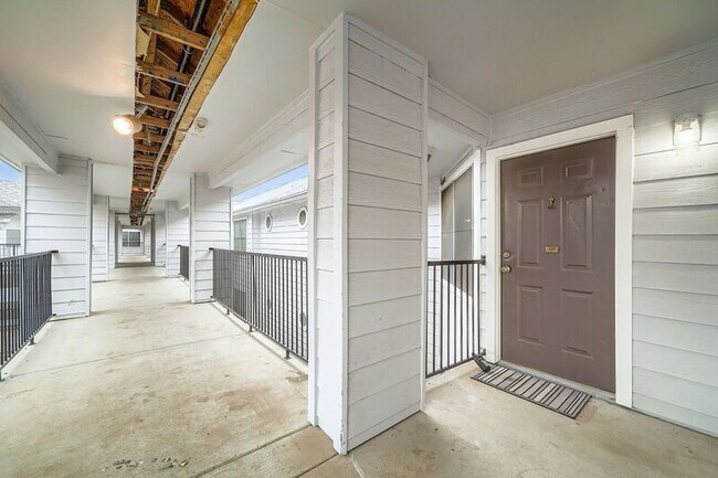 Photo - 501 W 26th St Unit 321