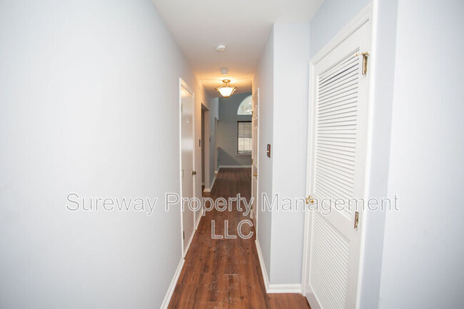 Photo - 51 Meadow Ct Townhome