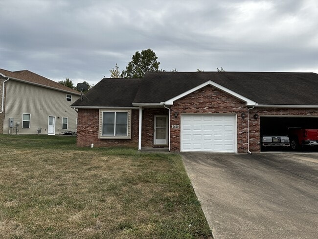 Building Photo - 2629 Travelers Way Rental