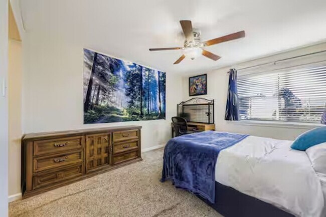 Photo - Large 3 bedroom, 2 bathroom peaceful condo