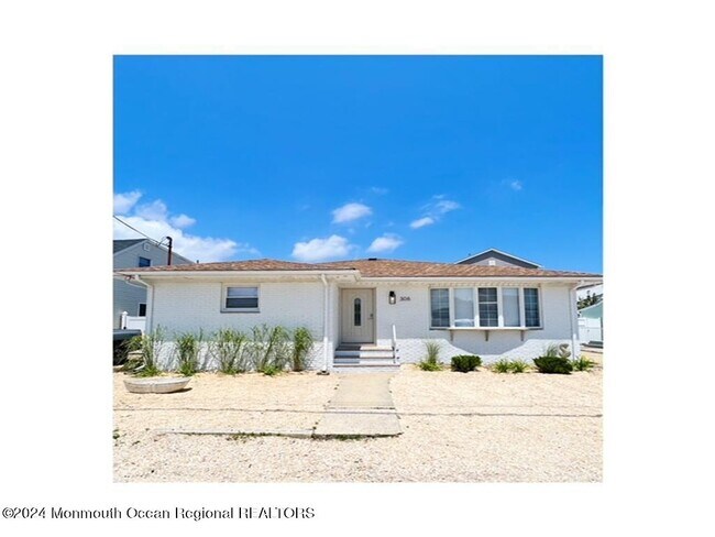 308 Harding Ave