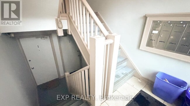 Photo - 725 Melbourne Ave Unité 2