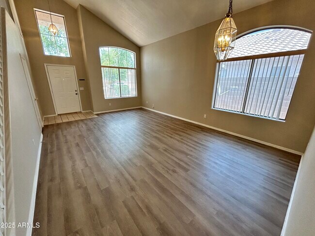 Photo - 8239 W Voltaire Ave