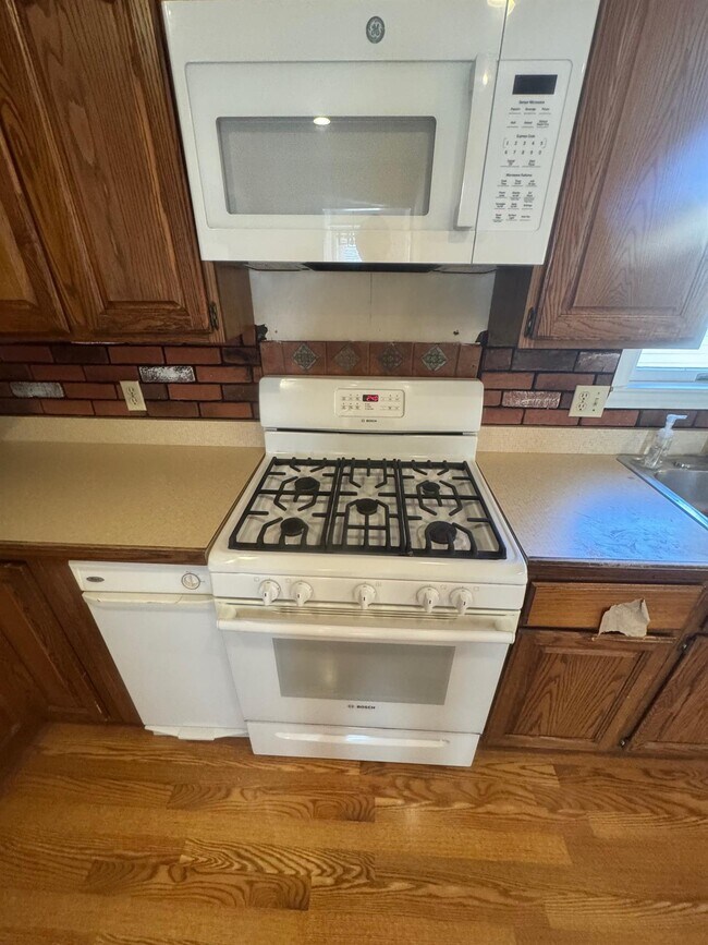 Photo - 27 Josephine Ave Unit 1