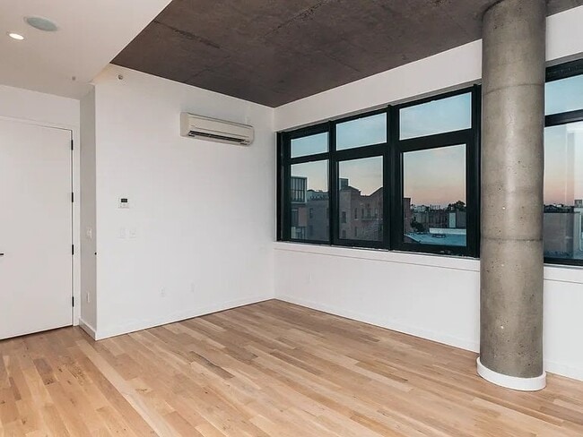 44 Kent St Unit 590