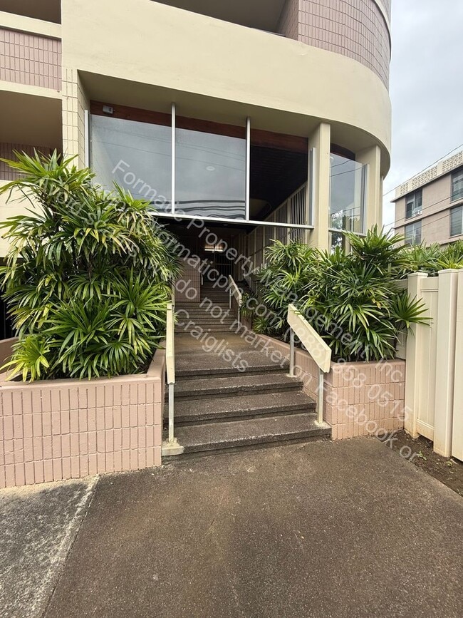 Photo - 1634 Nuuanu Ave Unit Apt 214