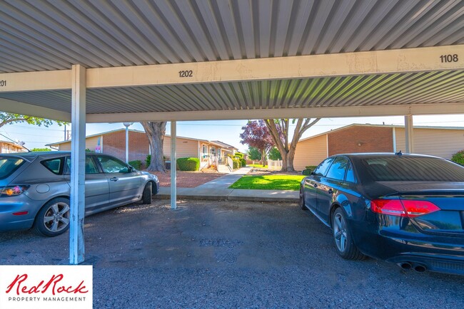 Photo - Charming 2 Bed / 1 Bath Apartment in a Prime Location Unit 1202