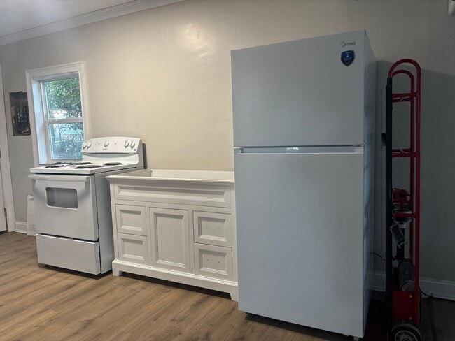 Photo - 545 S Green St