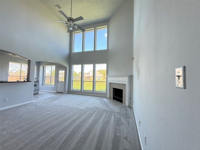 Building Photo - 7806 Pickford Knolls Ct