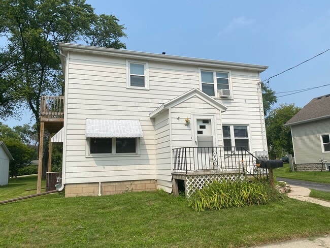 Building Photo - 912 Mather St Unit 1 Rental