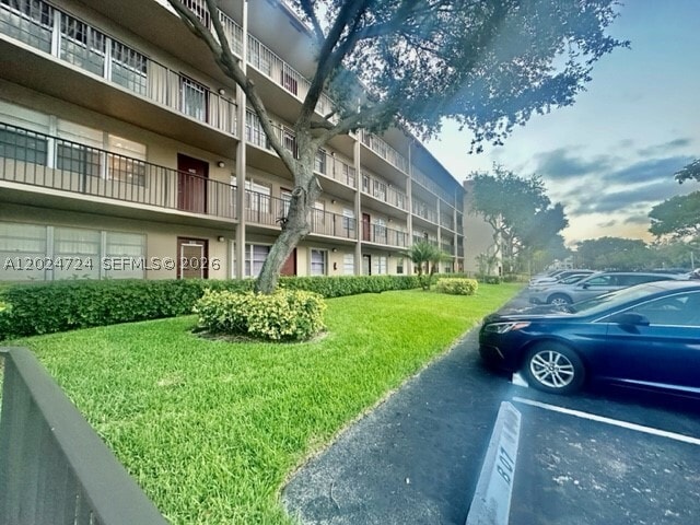 850 SW 133rd Terrace Unit 106B