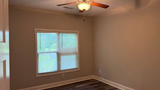 Photo - 704 Chilhowee Cir