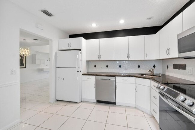 Building Photo - 5153 Floria Dr Rental