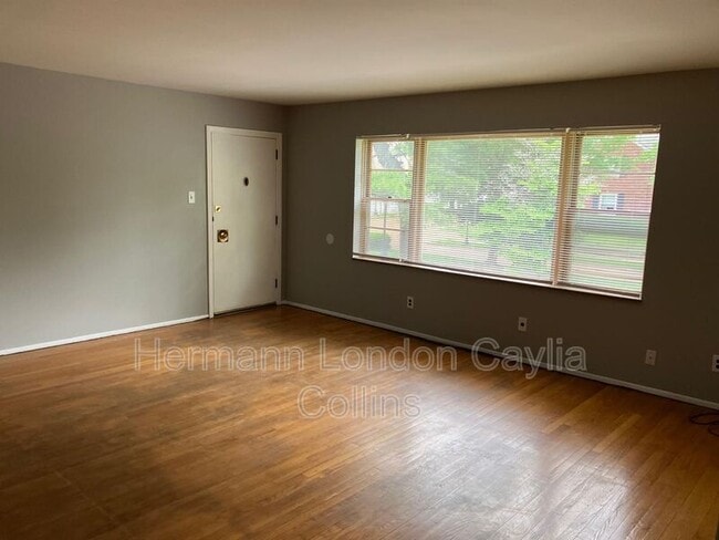 Photo - 3900 Roland Blvd