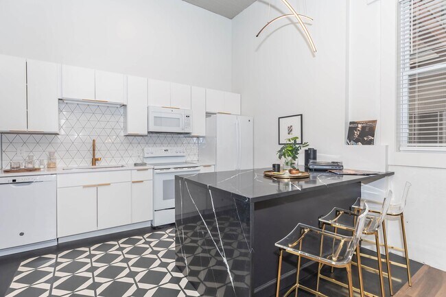 FULLY-EQUIPPED KITCHEN