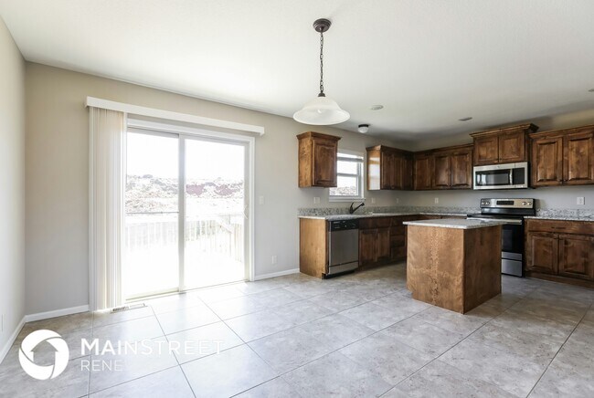 Photo - 1405 NW High View Dr